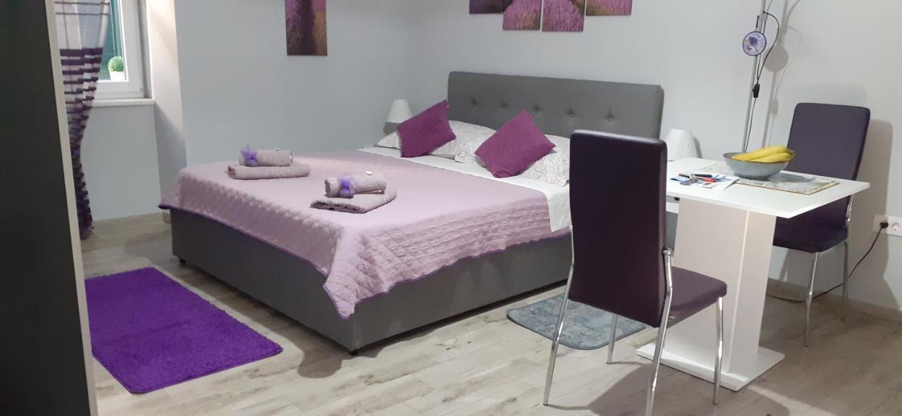 Elly Apartments Split Bagian luar foto
