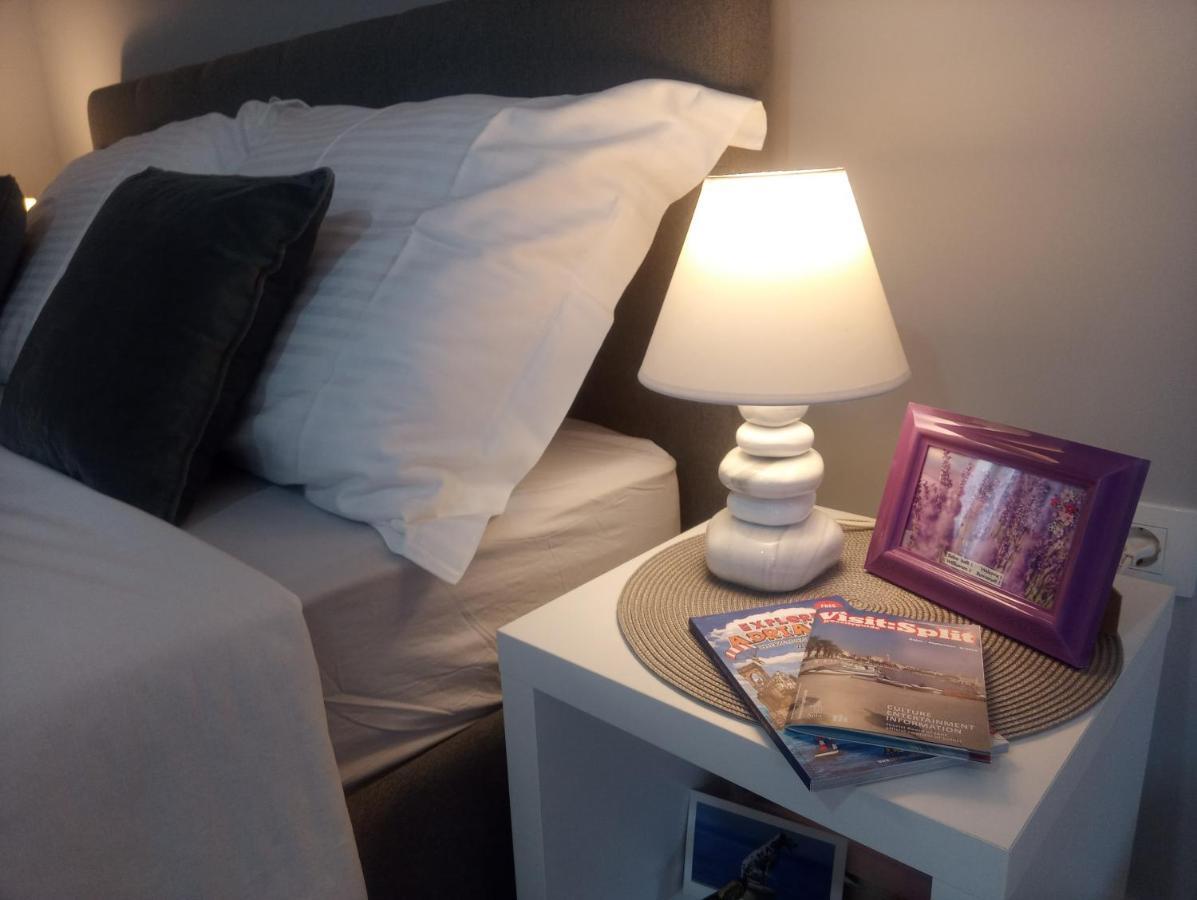 Elly Apartments Split Bagian luar foto