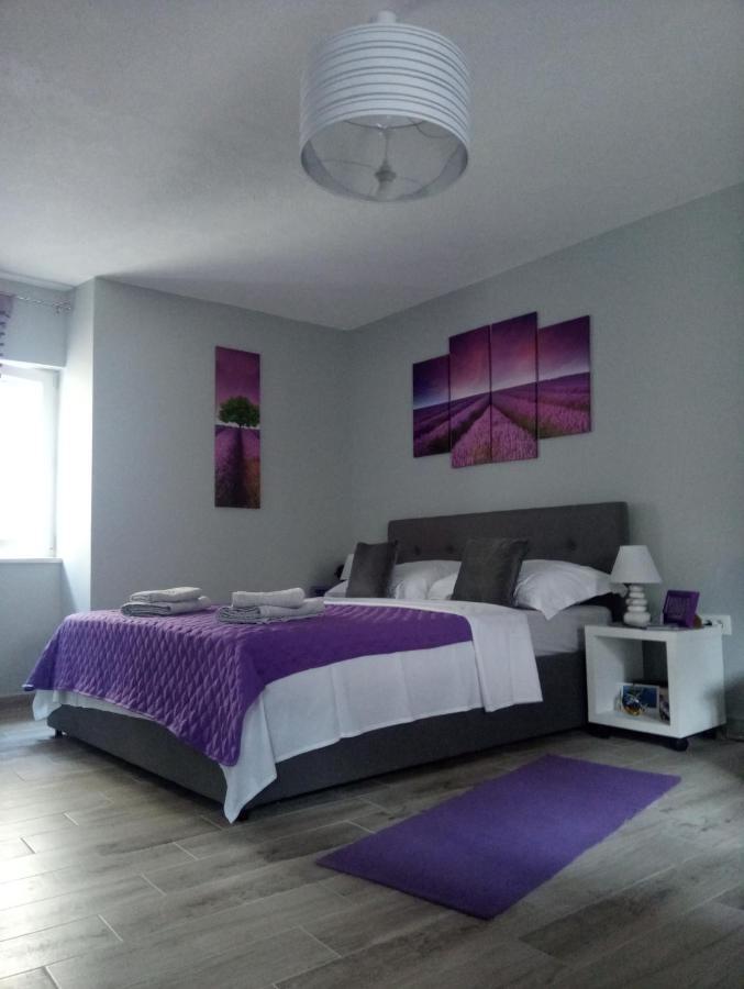 Elly Apartments Split Bagian luar foto