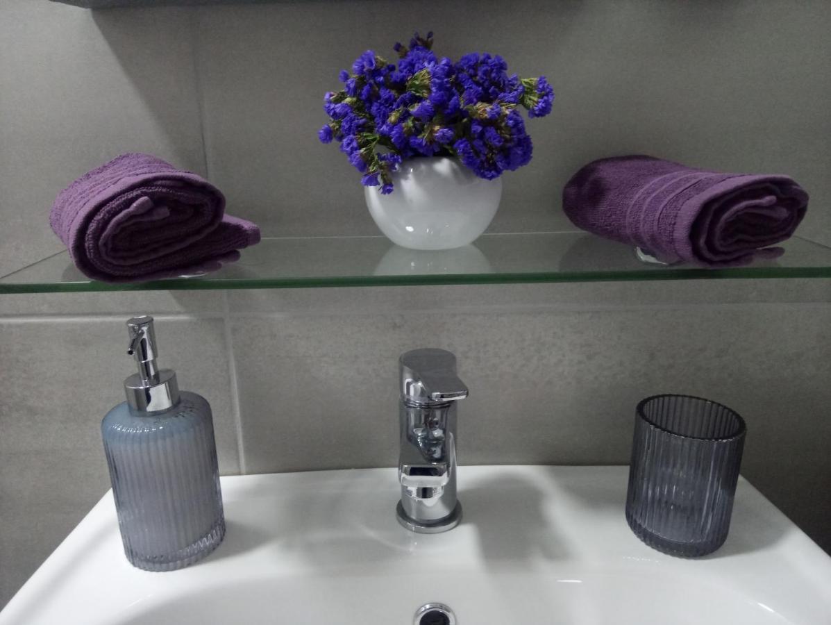 Elly Apartments Split Bagian luar foto