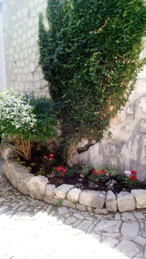 Elly Apartments Split Bagian luar foto